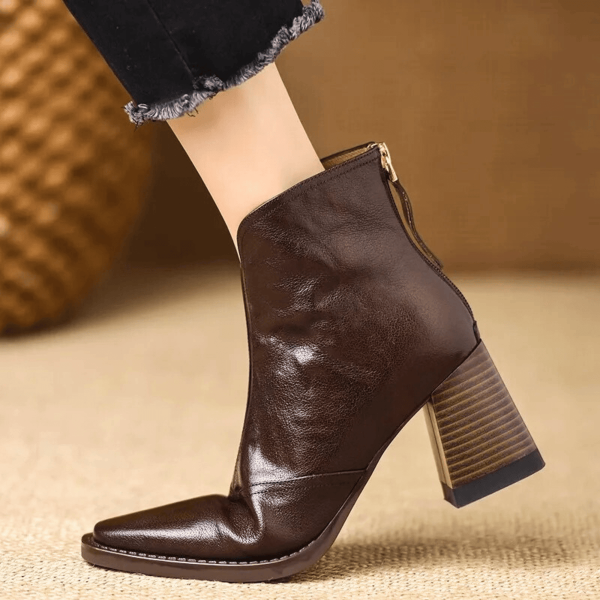 Brigitte™ – Élégance stable pour chaque jour
